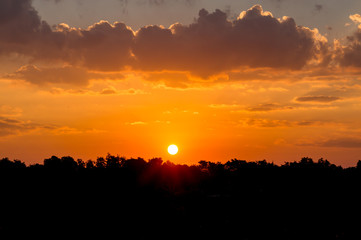 Obraz premium The atmosphere at sunrise