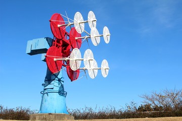 内之浦宇宙空間観測所のトラッキングアンテナ