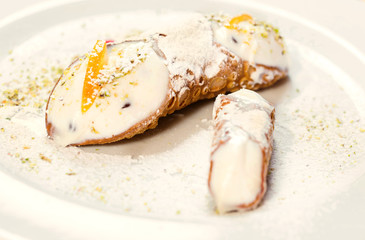 sicilian cannoli
