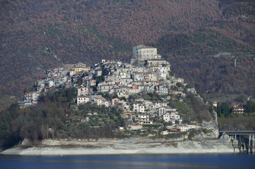 Fototapeta premium Castel di tora3