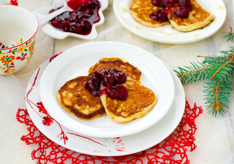 pancakes with pears