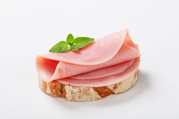 bread with ham