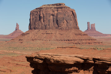 Monument Valley, Nationalpark, Tafelberge, Utah, Arizona, USA, Wüste, Sommer, Tag, Kalkstein, Sandstein