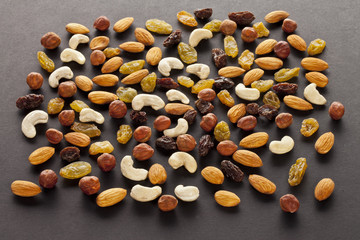 mix of dry nuts and fruits