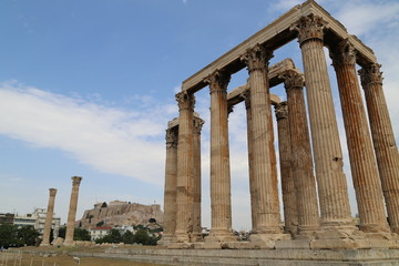 Fototapeta na wymiar Temple of Olympian Zeus