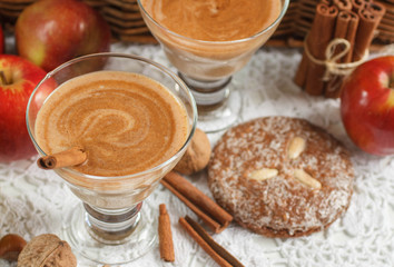 Apple smoothie with nuts and cinnamon. Diet drinks. Healthy eati
