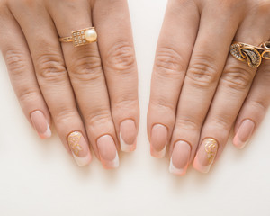 nails