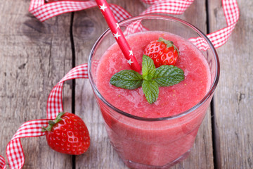 Refreshing strawberry smoothie