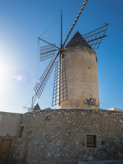 Historische Windm&uuml;hle von Es Jonquet im Santa Catalina Viertel, Palma de Mallorca, Mallorca, Balearen, Spanien