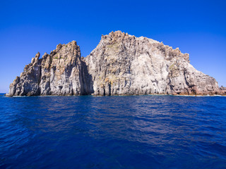 Fototapeta na wymiar Isola Dattilo, vulkanische Insel, Tyrrhenisches Meer, Äolische oder Liparische Inseln, Sizilien, Süditalien, Italien