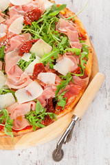 Culinary pizza eating.