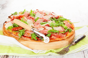 Culinary pizza eating.