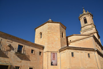 Fototapeta na wymiar Monasterio de Santo Domingo de Silos