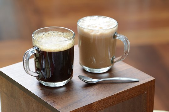 Fototapeta coffee and tea in a transparent cup