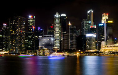 Fototapeta na wymiar SINGAPORE, SINGAPORE - JULY 19 2015: View of downtown Singapore