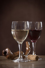 Verres et tire-bouchon