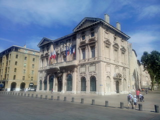 Fototapeta na wymiar Mairie de Marseille