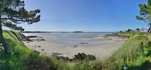 The seaside beach resort town of Lancieux on the Atlantic Ocean on the northern coast of Brittany in the Cotes d Armor in France © eqroy