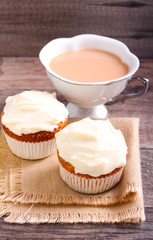 Peanut butter cupcakes
