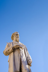 Fototapeta na wymiar statue of Aleardo Aleardi, Verona, Italy.