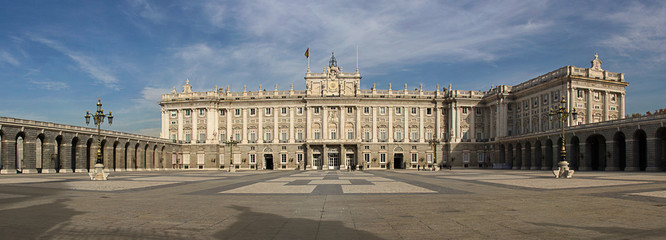 Fototapeta na wymiar Royal Palace