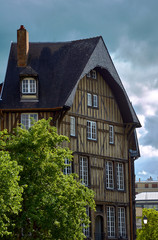 Fototapeta na wymiar tenement house in old town of Troyes, France.
