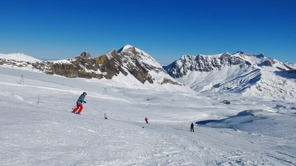 Fototapeta na wymiar Ski area Glacier De Diablerets, Swiss Alps