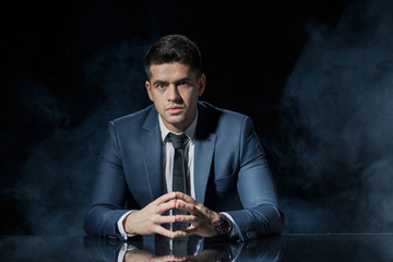 Boss with steeple gesture