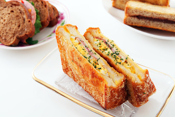おいしそうなサンドイッチ