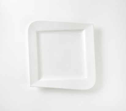 Square dinner plate