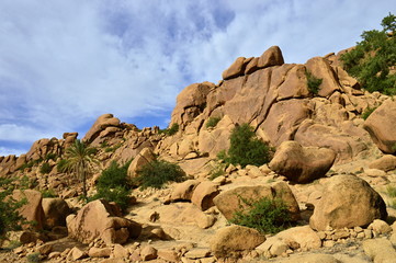 rocks in Tafroute