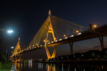 Obraz premium Bhumibol Bridge