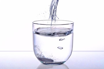 Pour.