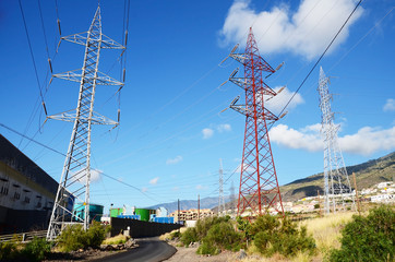  power transmission towers