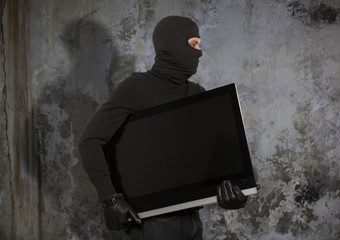 Thief with balaclava