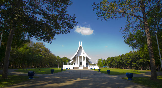 Wat Phra Dhammakaya