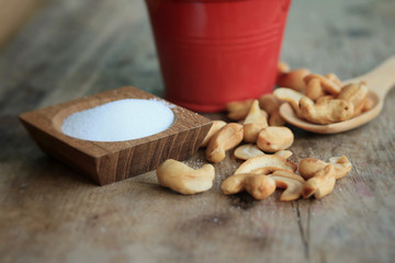cashew nuts with salt