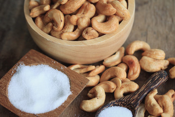cashew nuts with salt