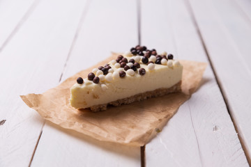 cake, white chocolate