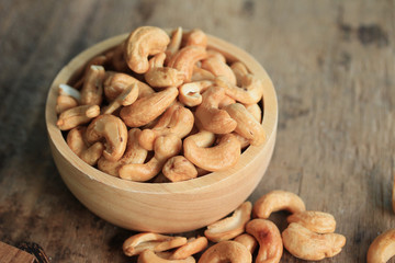 cashew nuts with salt