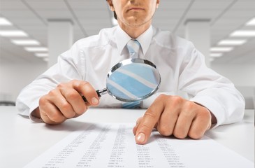 Magnifying Glass.