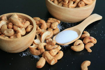 cashew nuts with salt