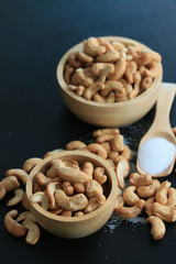 cashew nuts with salt