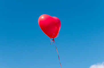 Fototapeta na wymiar balloon heart