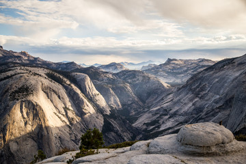 View along john muir trail Yosemite National Park.