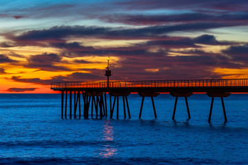 Obraz premium Sunrise at the pier
