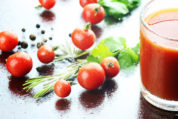 glass of tomato juice drops