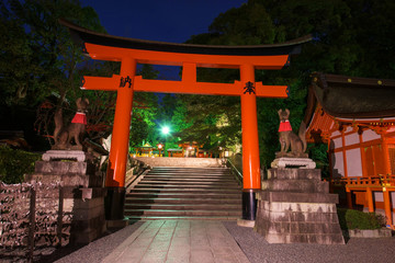 Fushimi Inari Taisha head Shrine at twilight