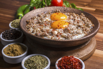 Kıymalı Yumurta