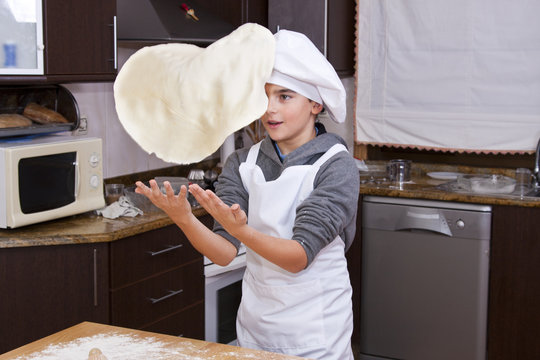 cook with pizza dough dela